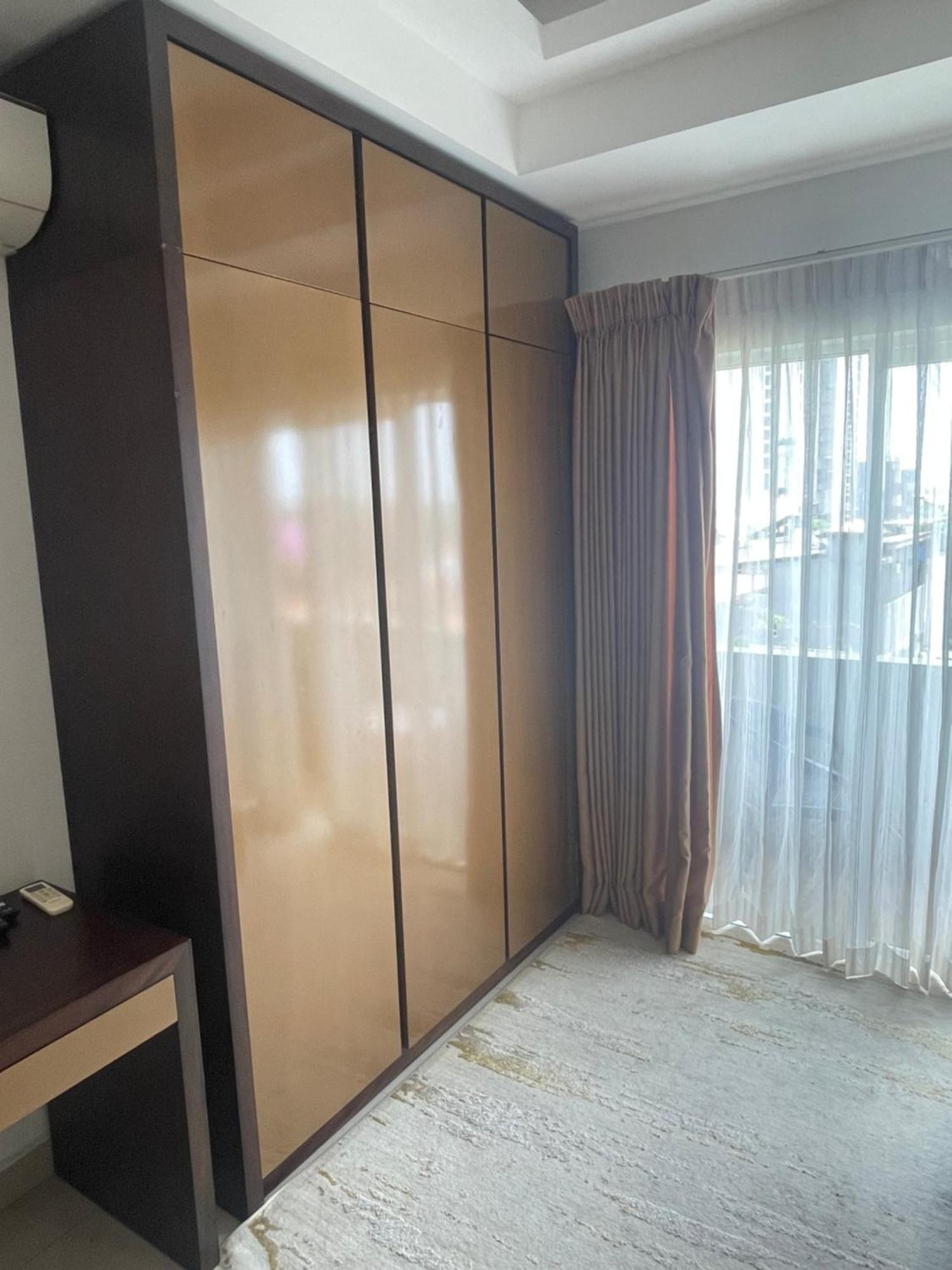 Ocean Breeze Sea View Luxury Apartments Negombo Dış mekan fotoğraf