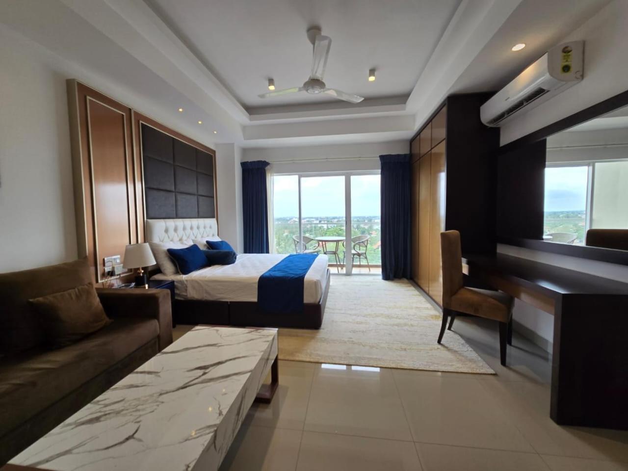 Ocean Breeze Sea View Luxury Apartments Negombo Dış mekan fotoğraf